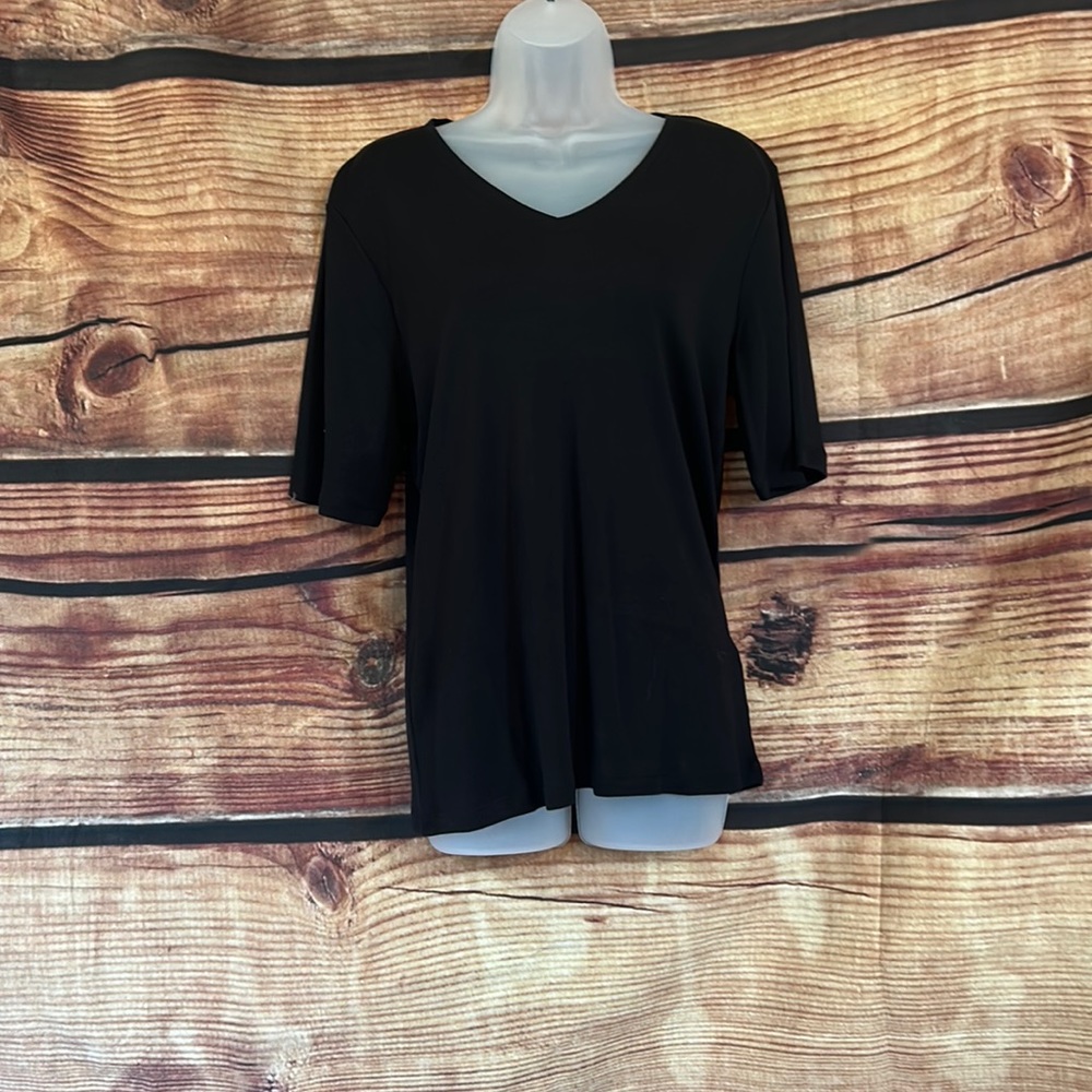 Chicos, short sleeve, basic knit T-shirt, Chico size 2